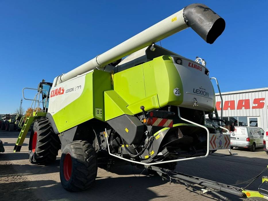 комбайн Claas Lexion 600 ,Рік випуску 2009 двигатель.Мерс